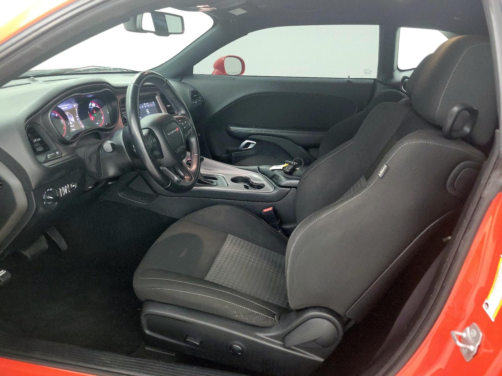 Power Seat(s) & Side Airbags