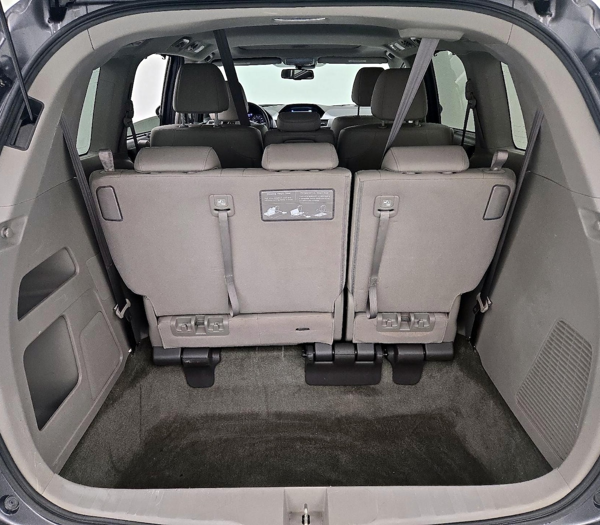 Trunk/Cargo (Seats Up)