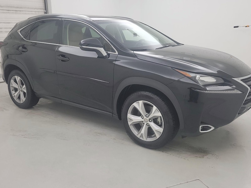 2017 Lexus NX 200t
