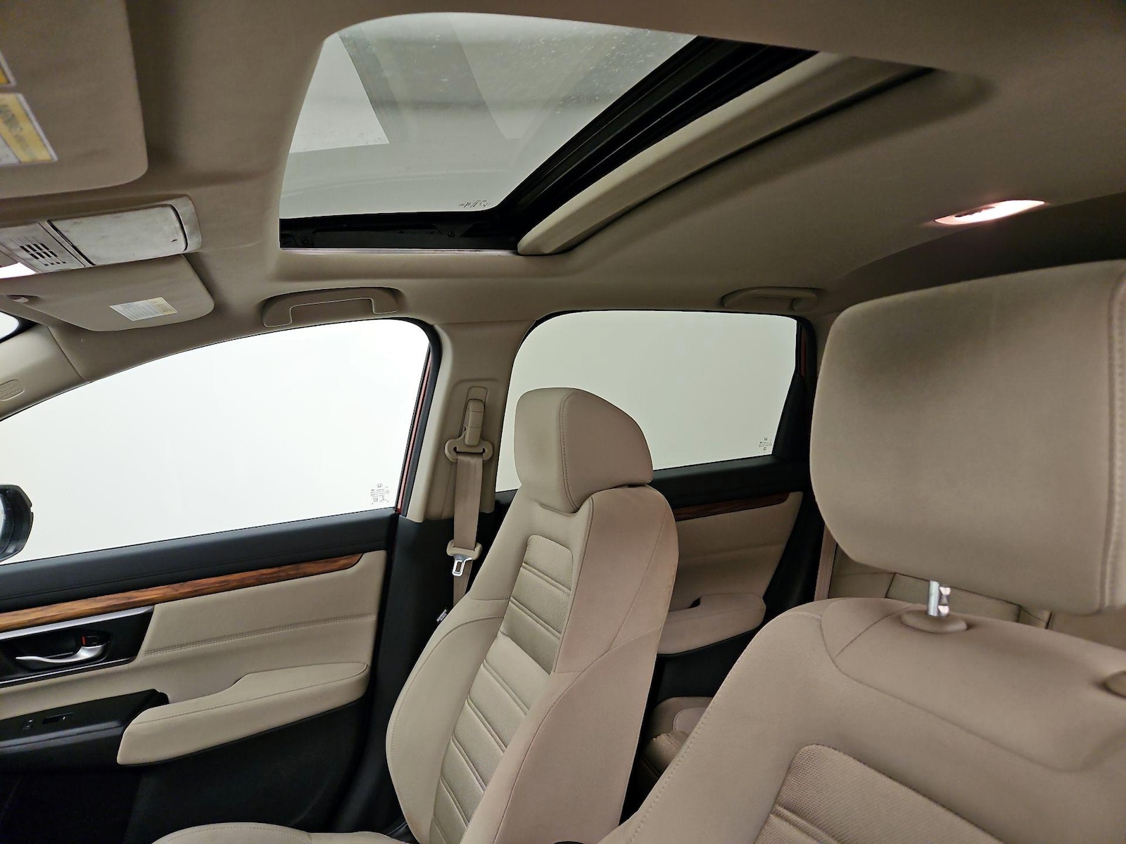 Sunroof(s) & Overhead Airbags