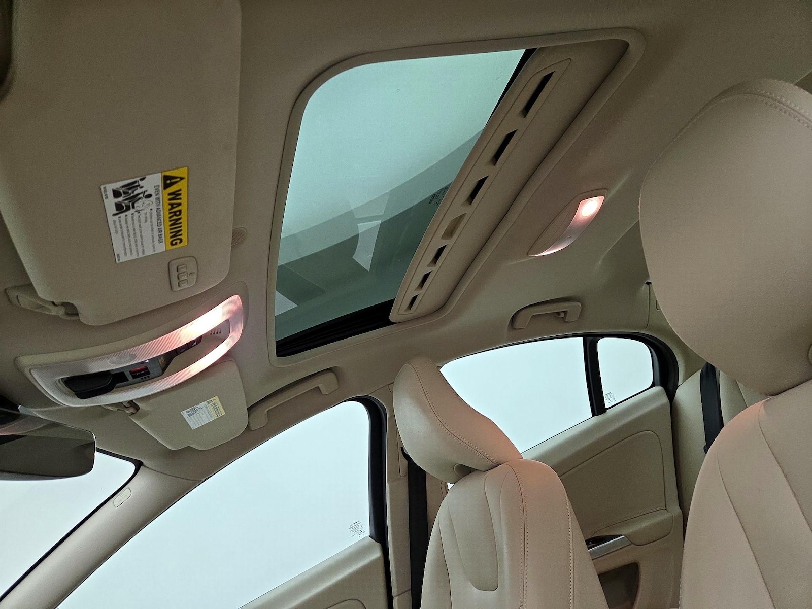 Sunroof(s) & Overhead Airbags