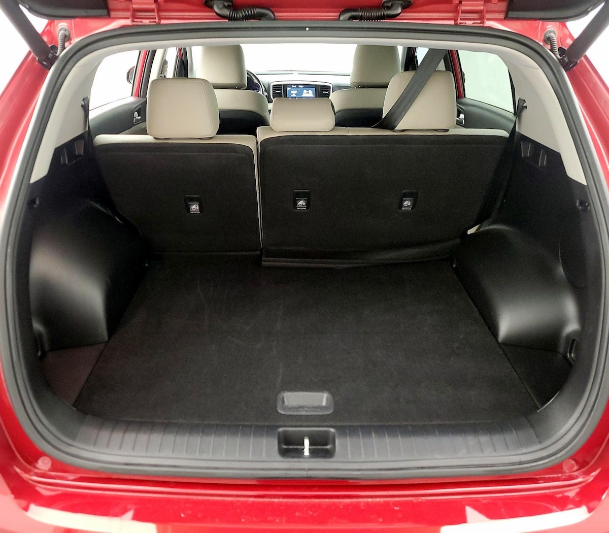 Trunk/Cargo (Seats Up)
