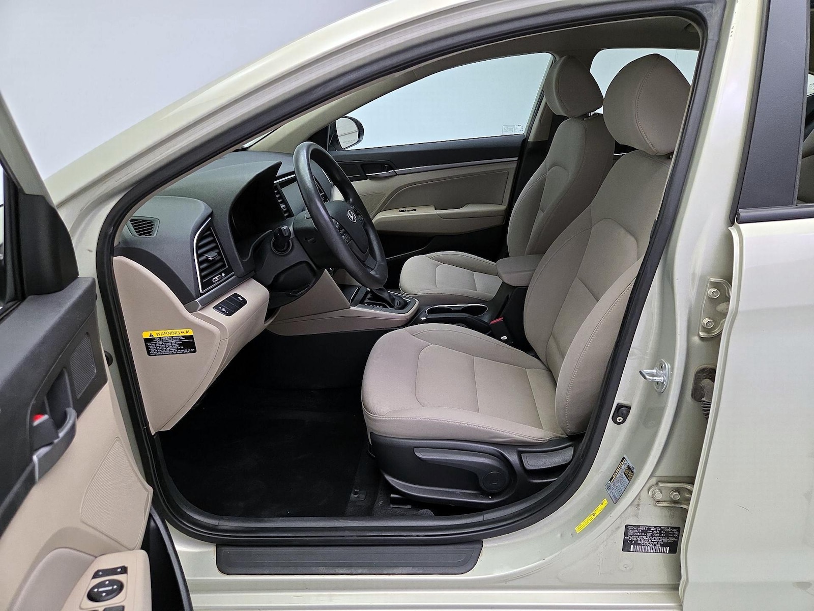 Power Seat(s) & Side Airbags