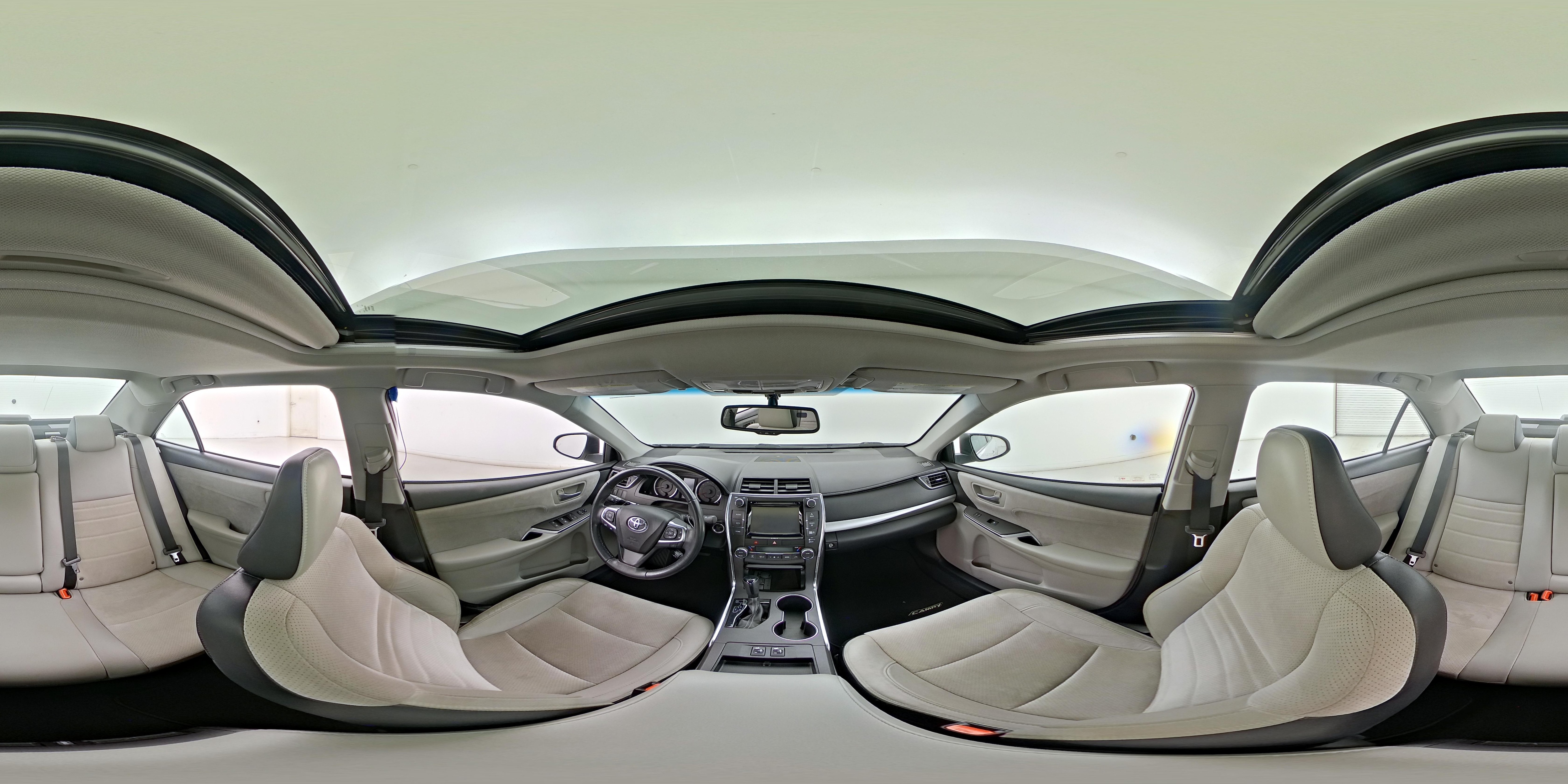 2016 Toyota Camry XSE - Photo 25