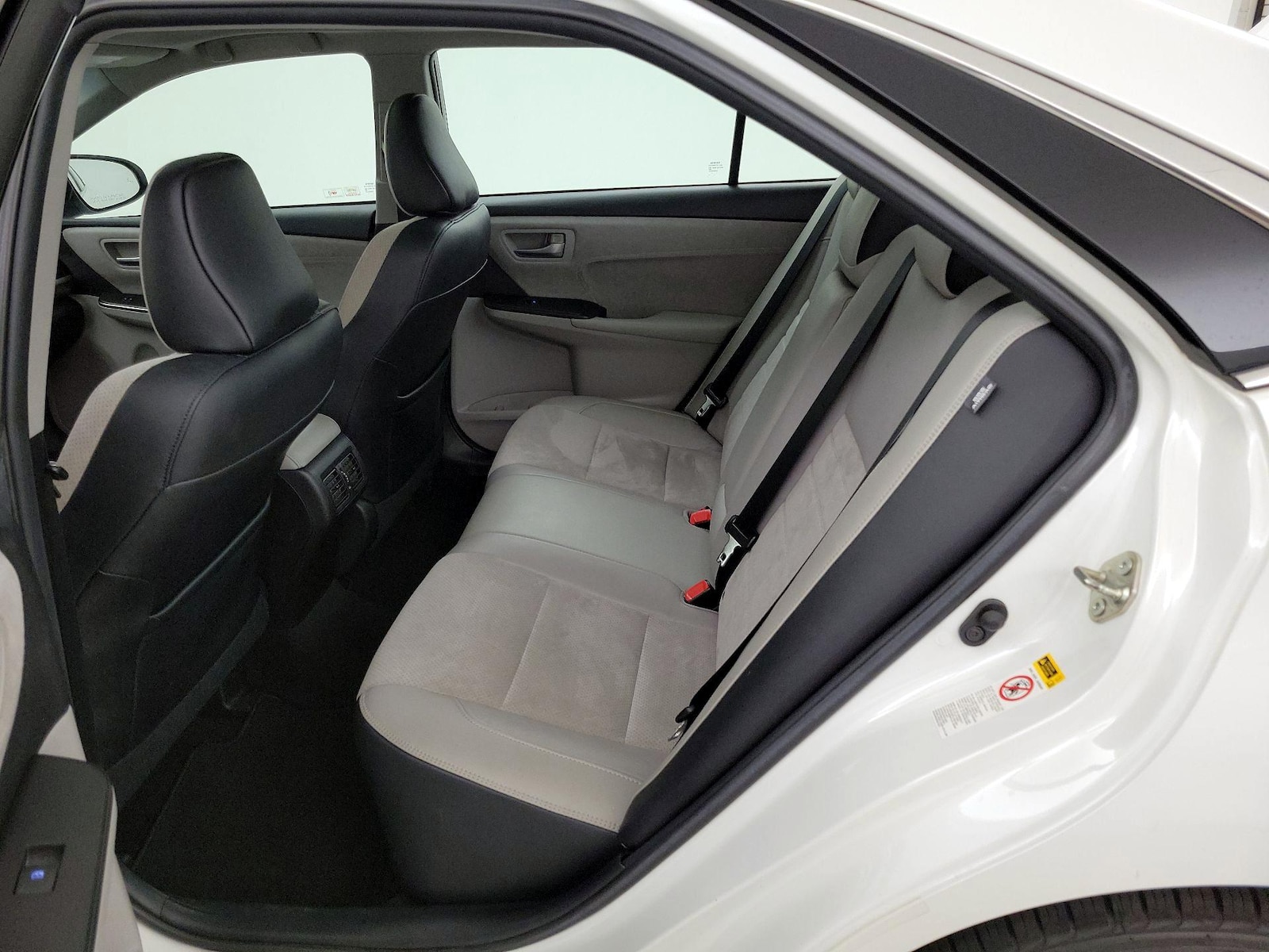 2016 Toyota Camry XSE - Photo 21