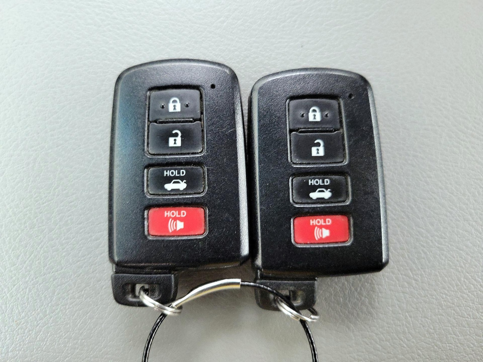 2016 Toyota Camry XSE - Photo 24