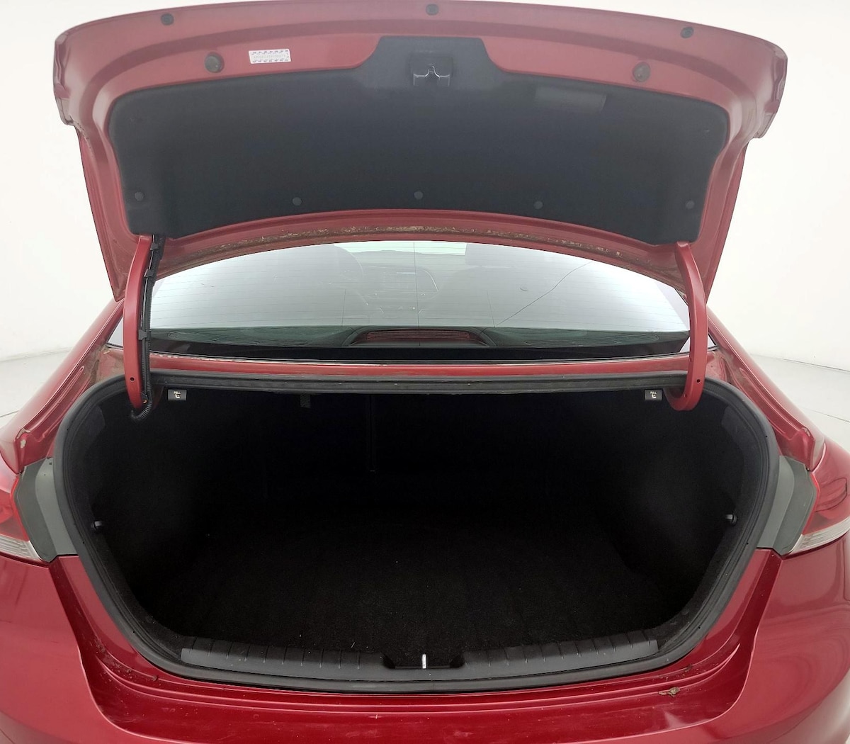 Trunk/Cargo (Seats Up)