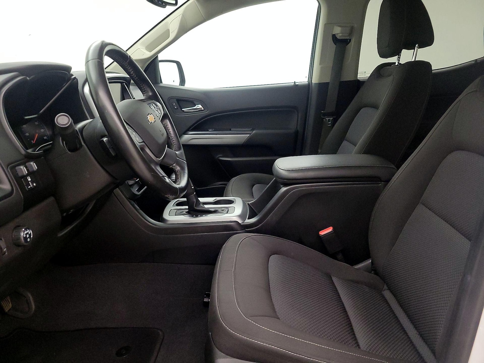Power Seat(s) & Side Airbags