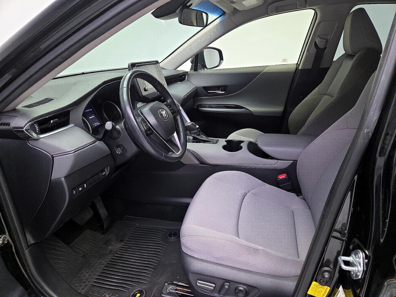 Power Seat(s) & Side Airbags