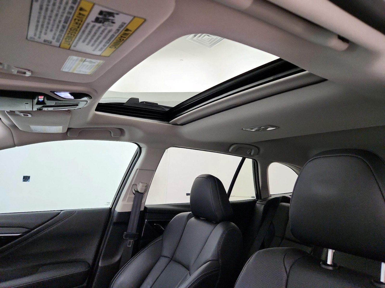 Sunroof(s) & Overhead Airbags