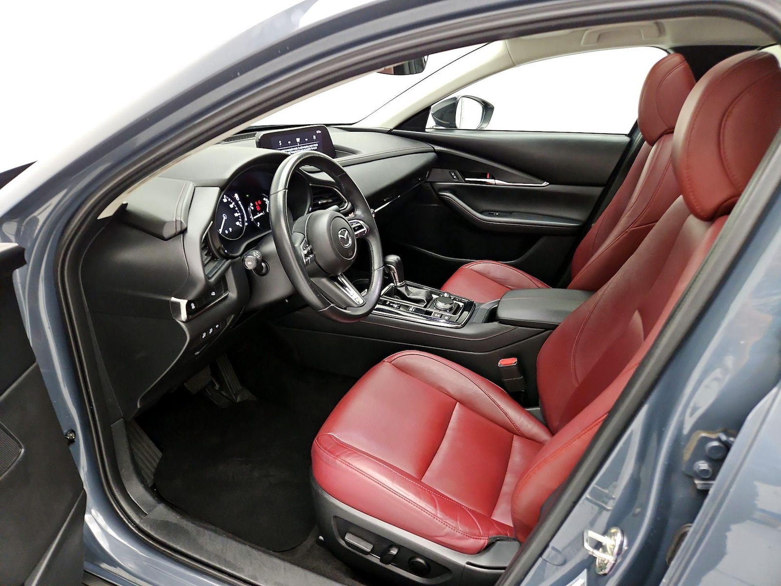 Power Seat(s) & Leather Seats