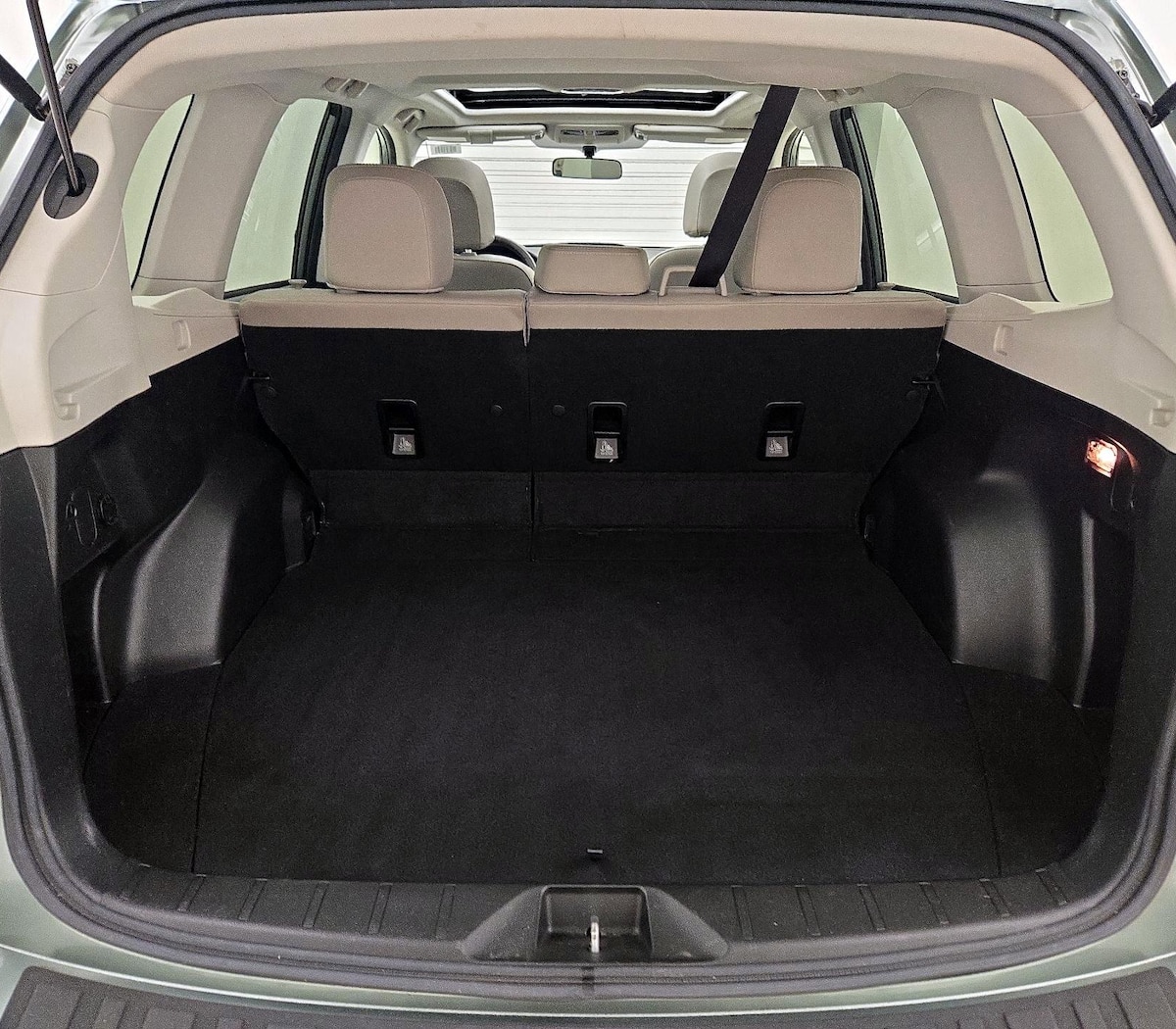 Trunk/Cargo (Seats Up)
