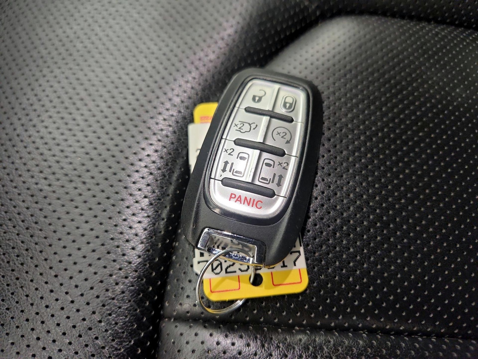2025 Chrysler Pacifica Limited - Photo 27