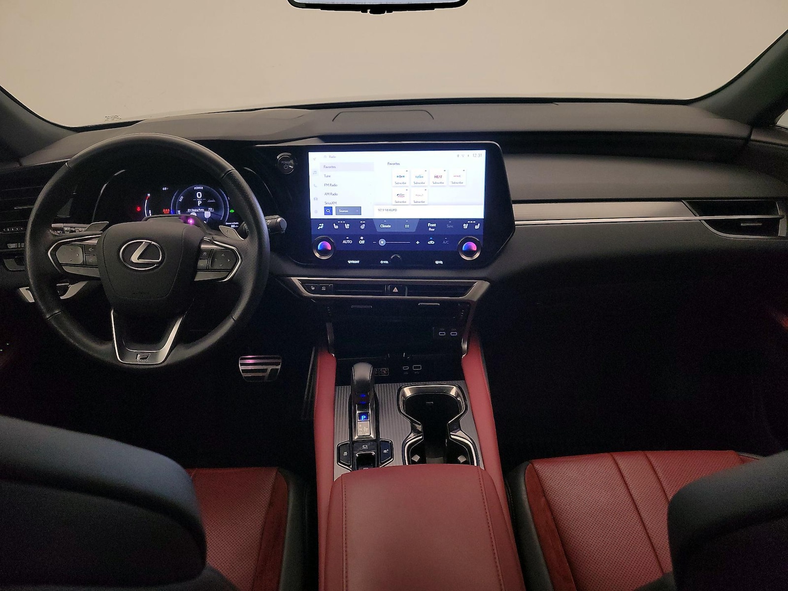 Apple CarPlay® & Android Auto™