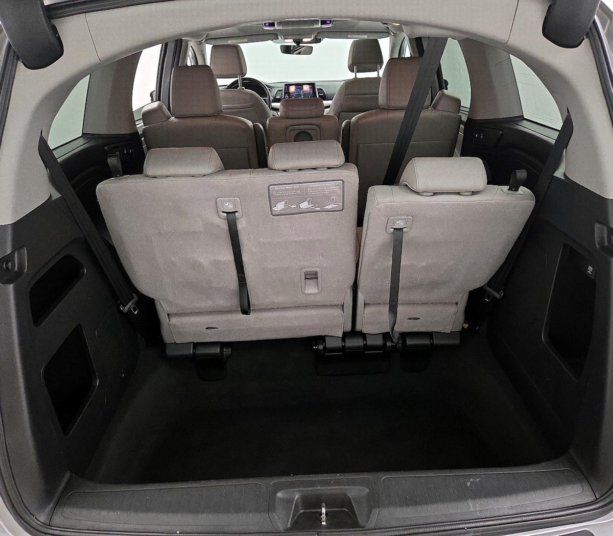 Trunk/Cargo (Seats Up)