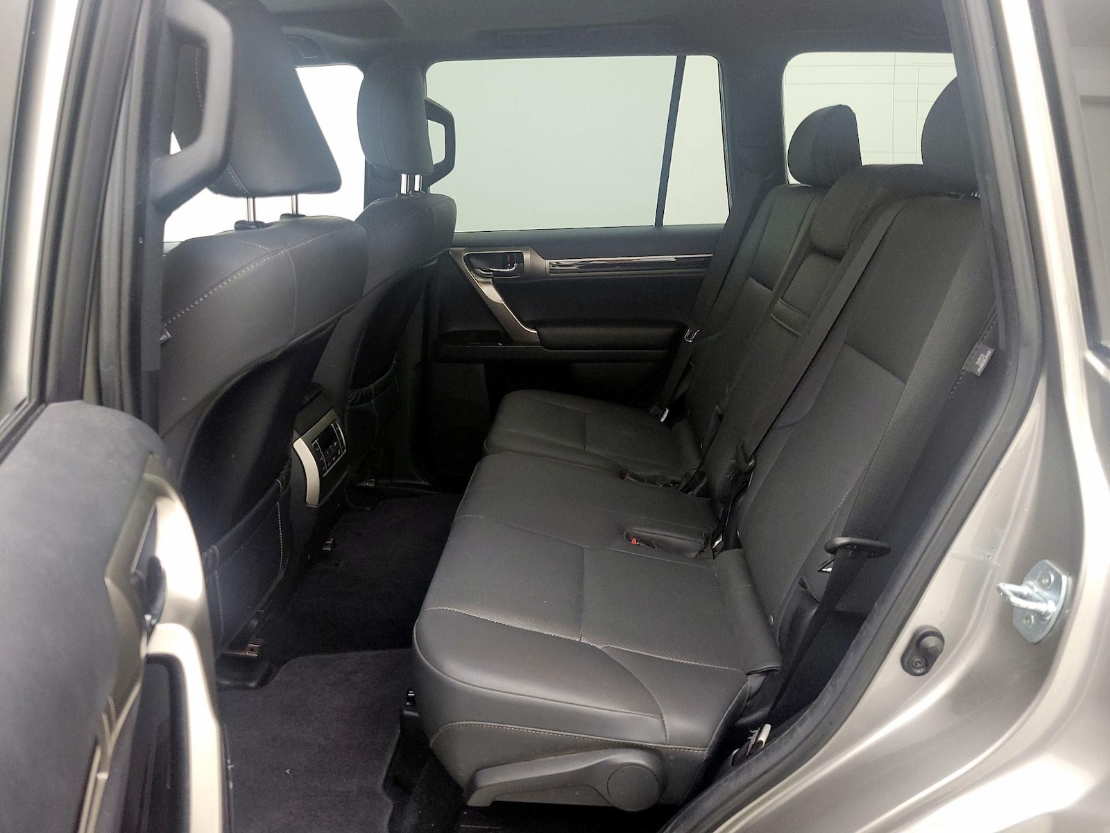 Rear Air Conditioning