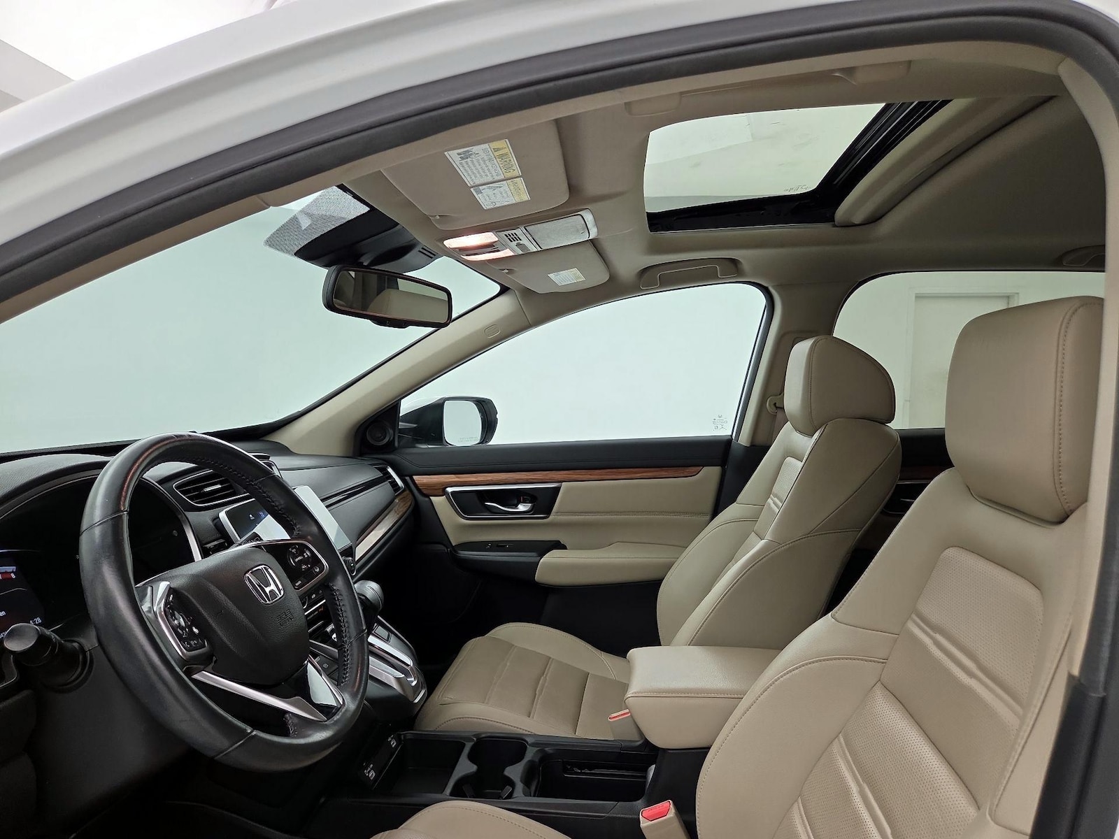 Sunroof(s) & Overhead Airbags