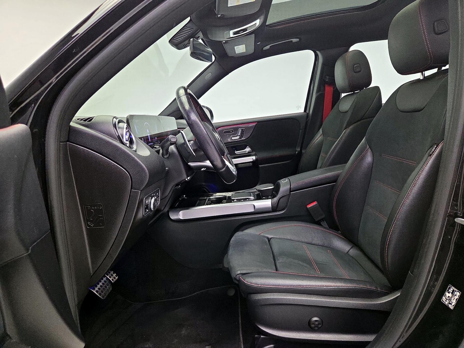 Power Seat(s) & Side Airbags