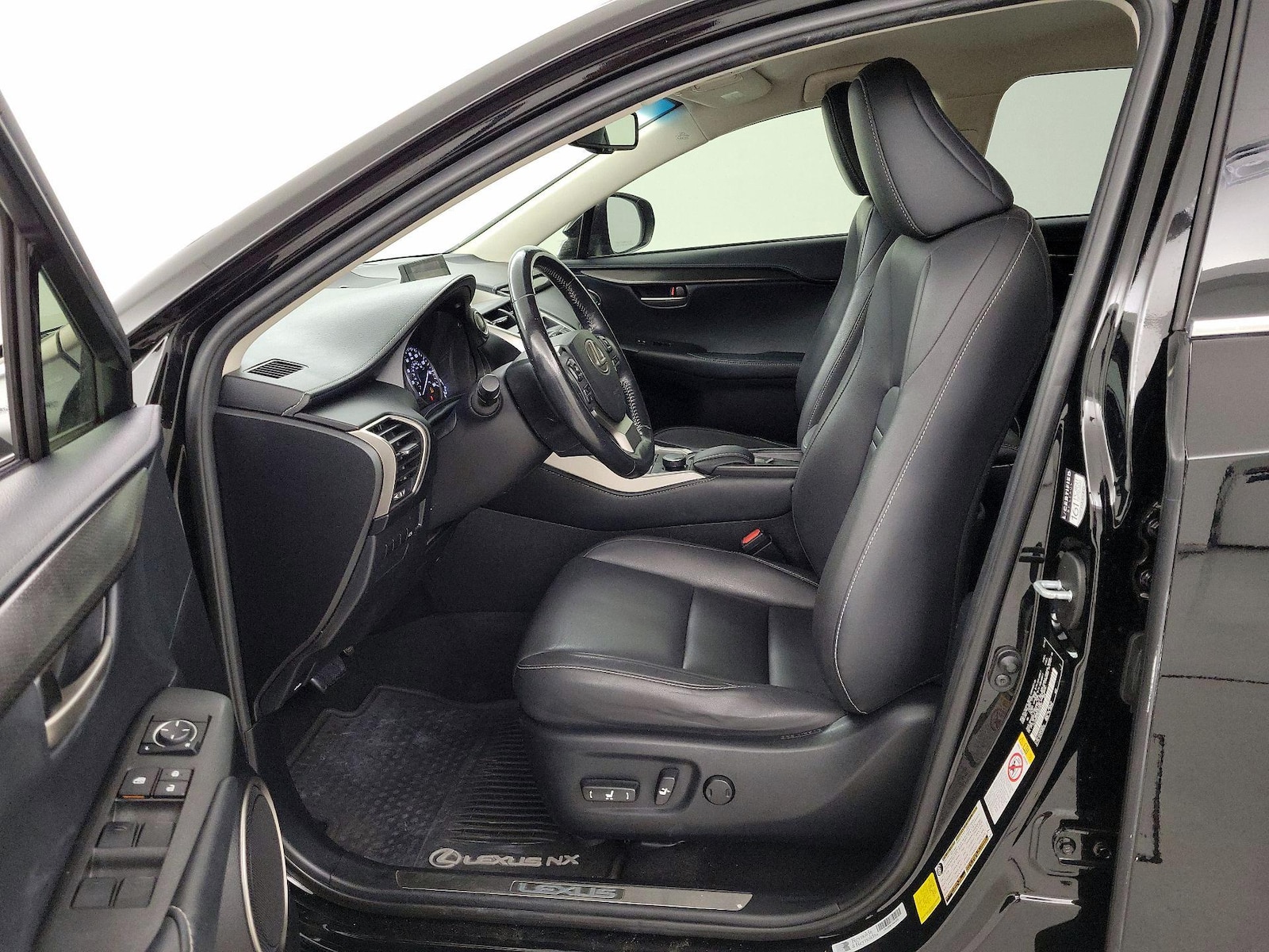 Power Seat(s) & Side Airbags