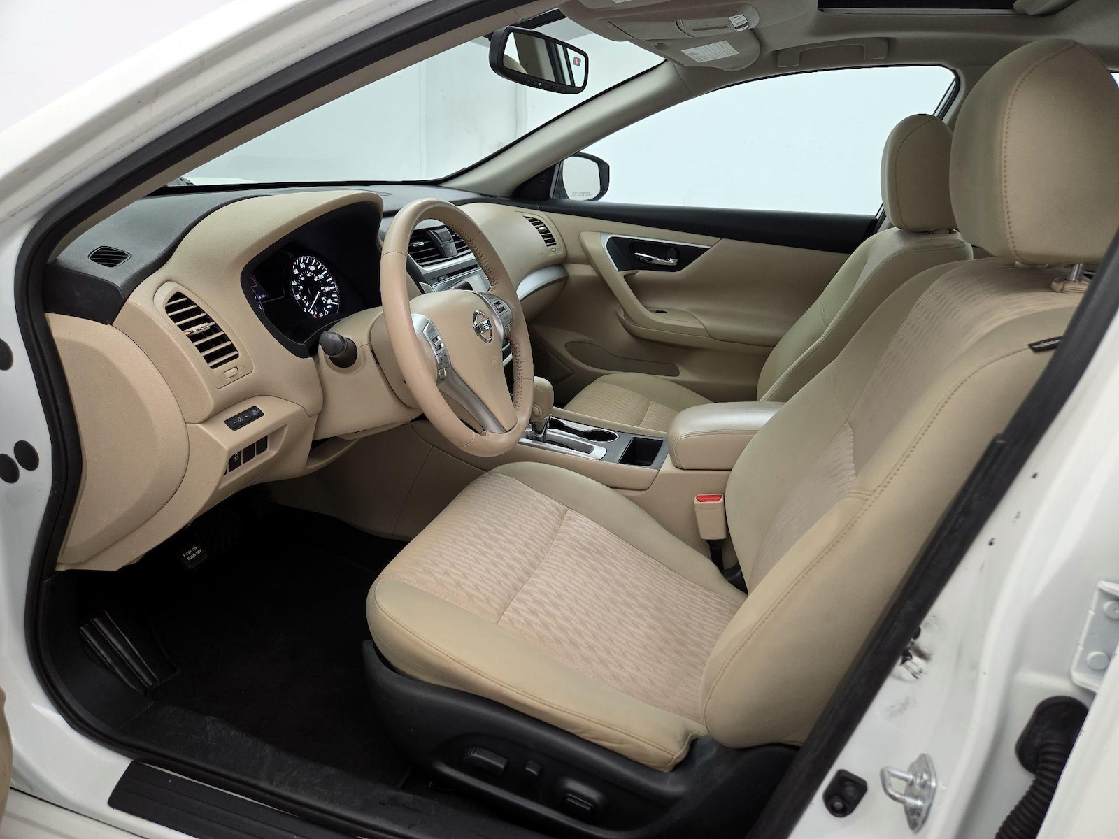 Power Seat(s) & Side Airbags