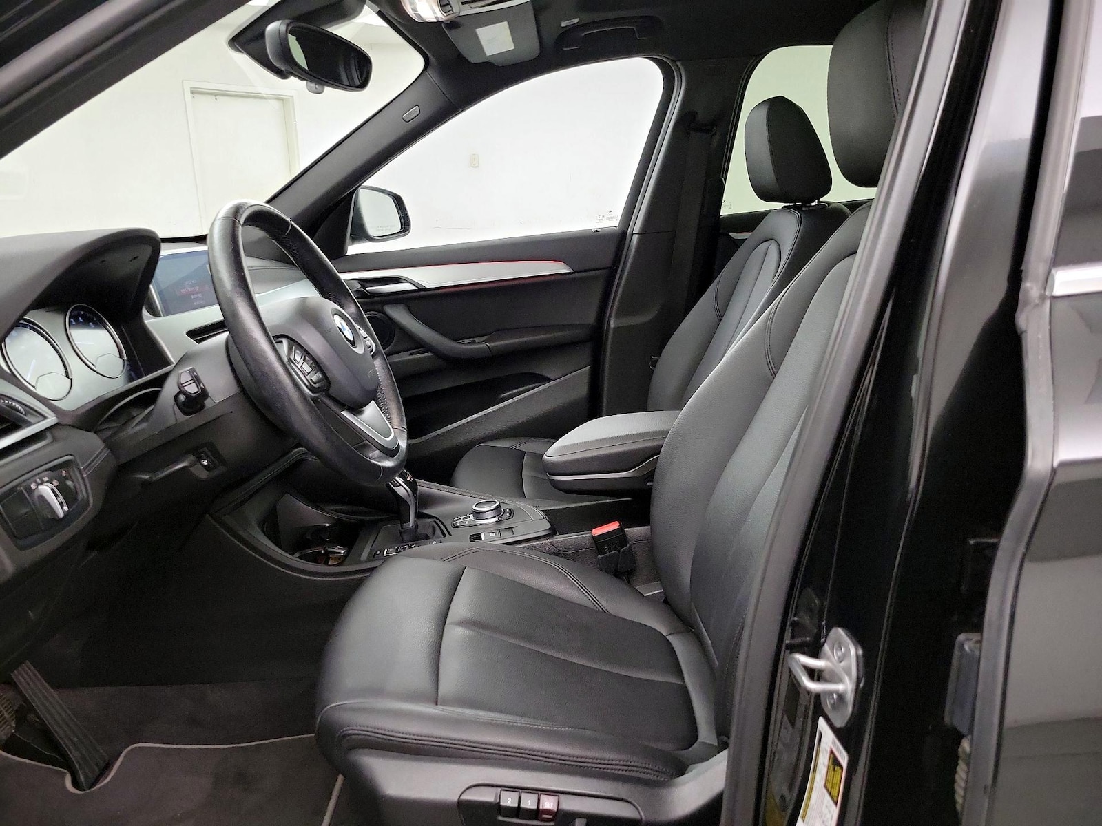 Power Seat(s) & Side Airbags