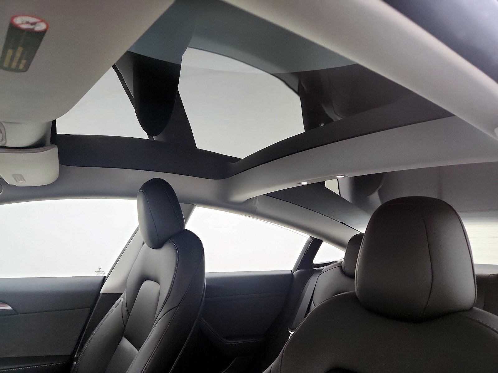 Skylight(s) & Overhead Airbags