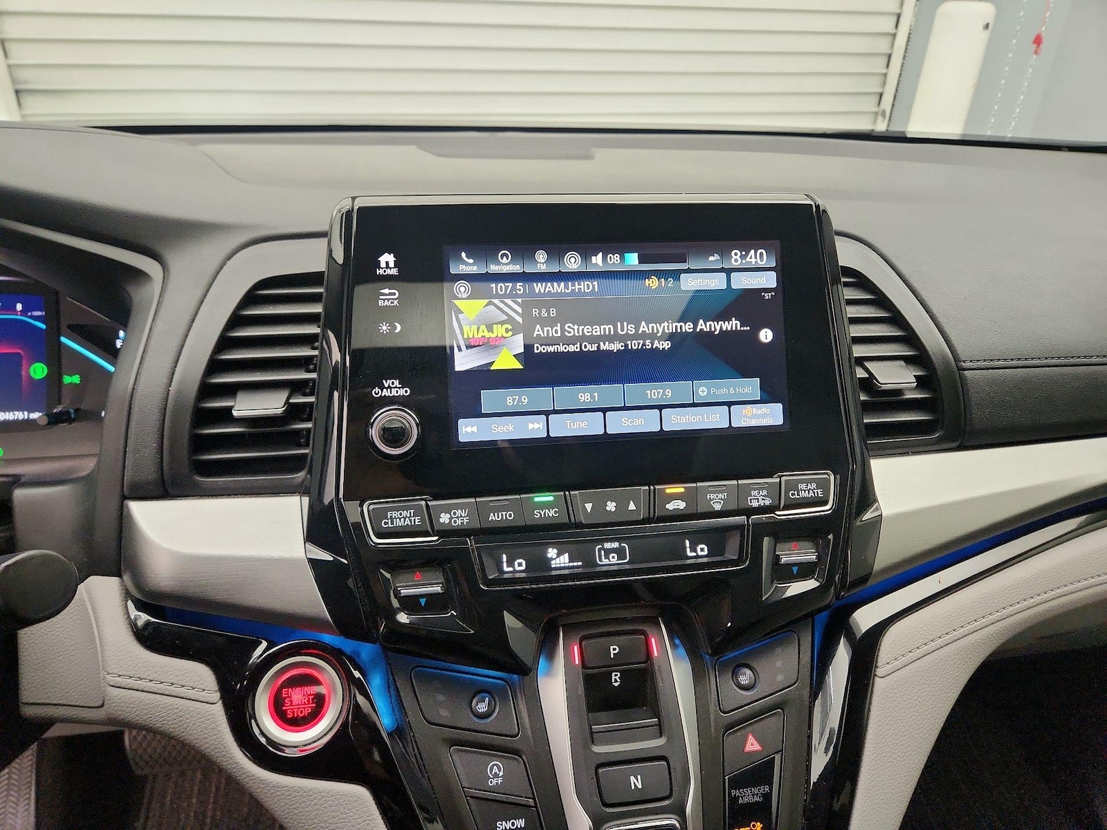 2023 Honda Odyssey Touring - Photo 17