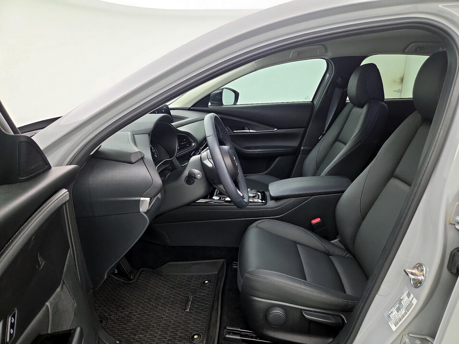 Side Airbags & Leatherette Seats