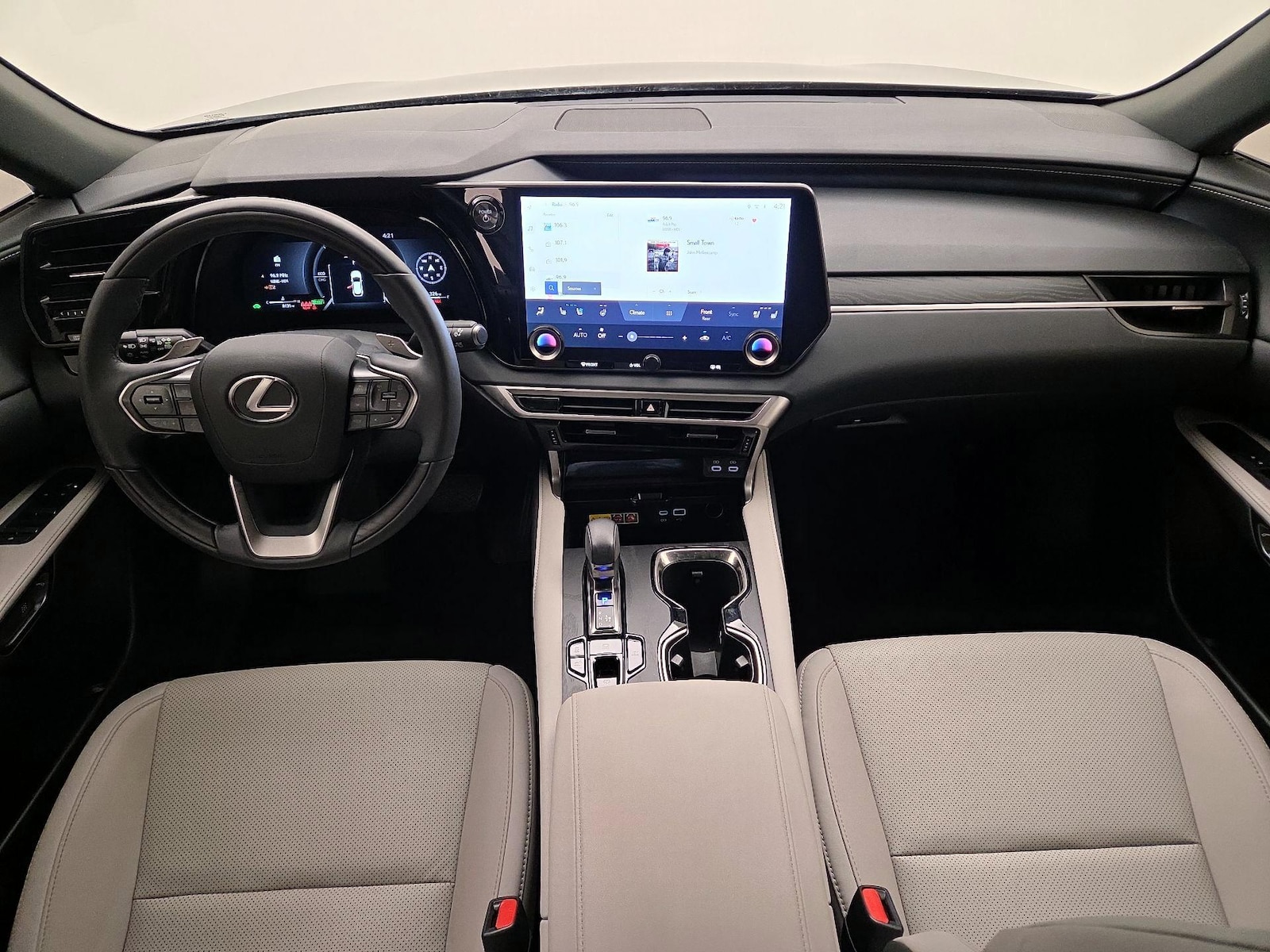 Apple CarPlay® & Android Auto™