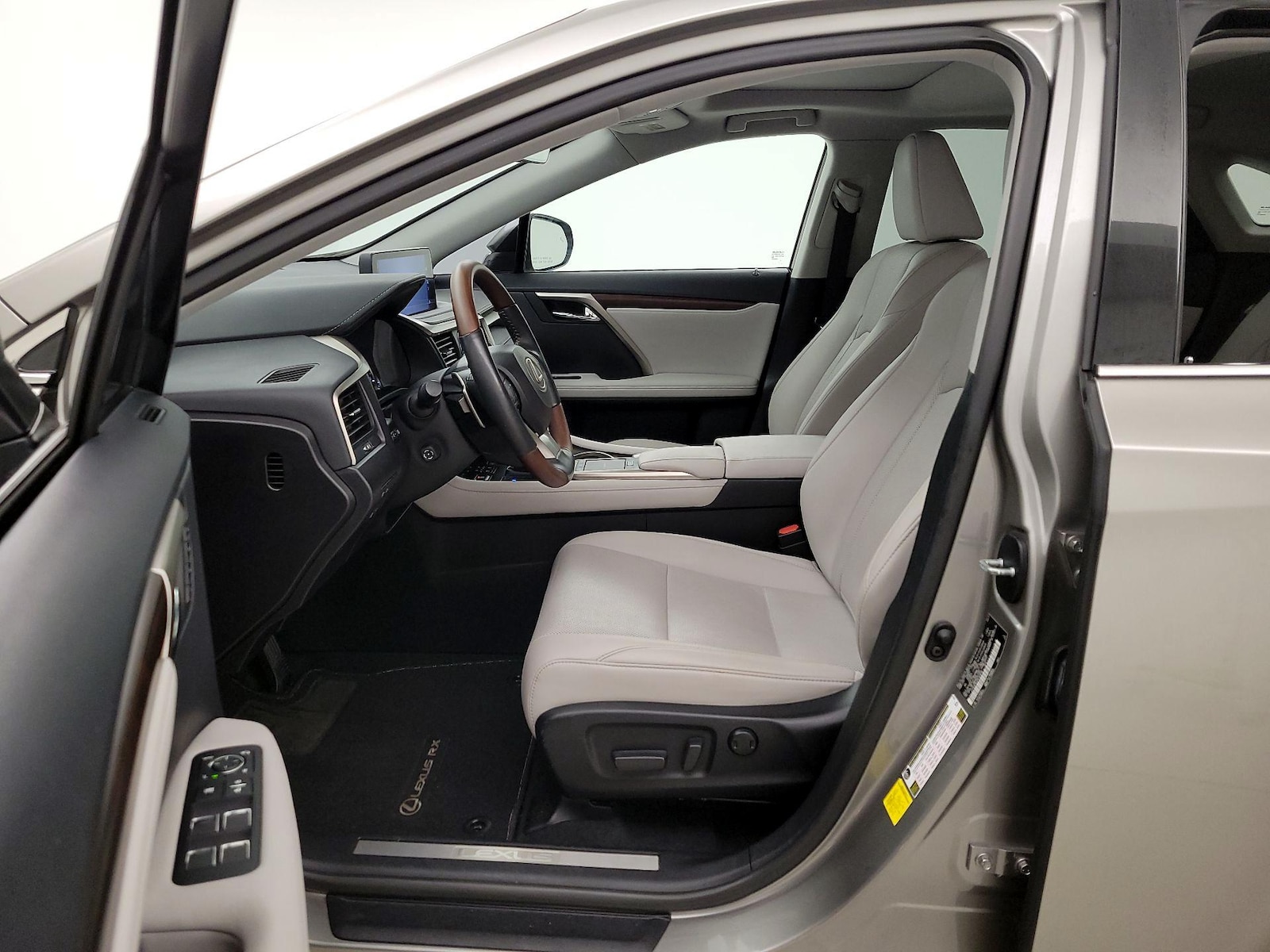 Power Seat(s) & Side Airbags