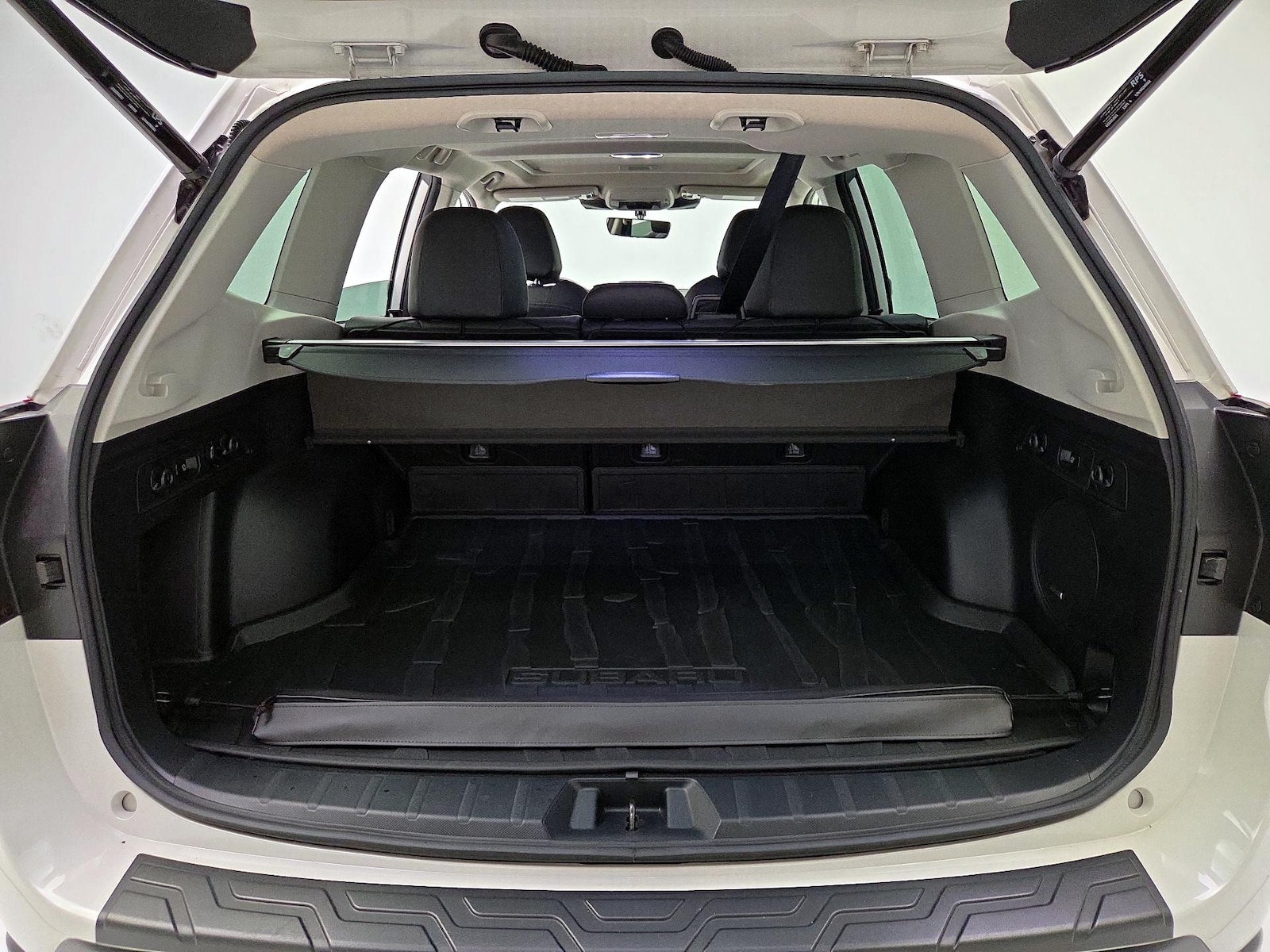 2023 Subaru Forester Touring - Photo 22