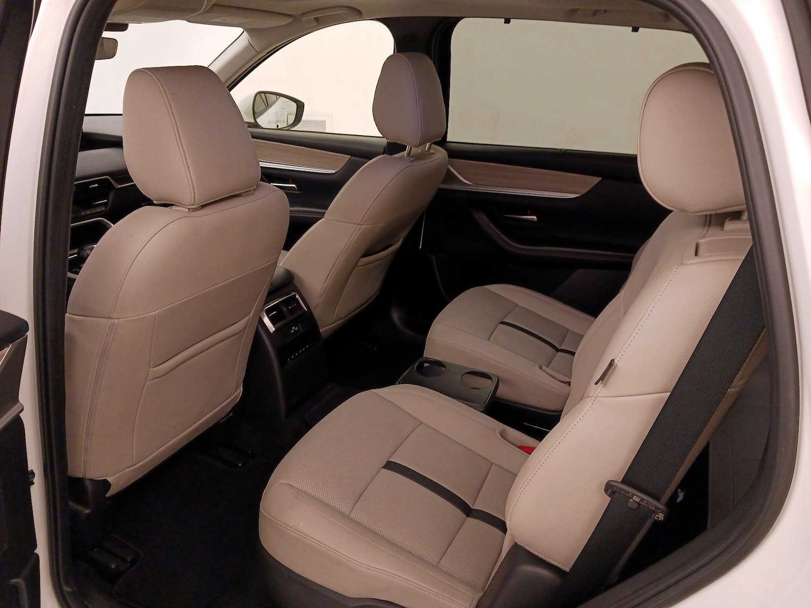 Rear Air Conditioning