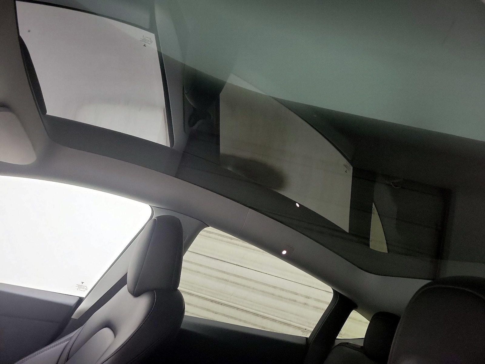 Skylight(s) & Overhead Airbags