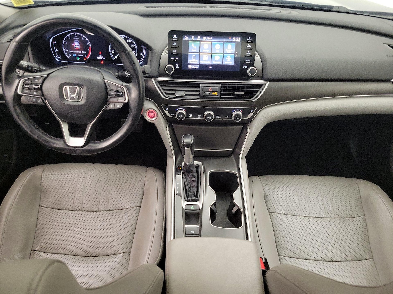 Apple CarPlay® & Android Auto™