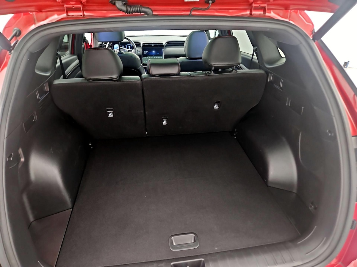 Trunk/Cargo (Seats Up)