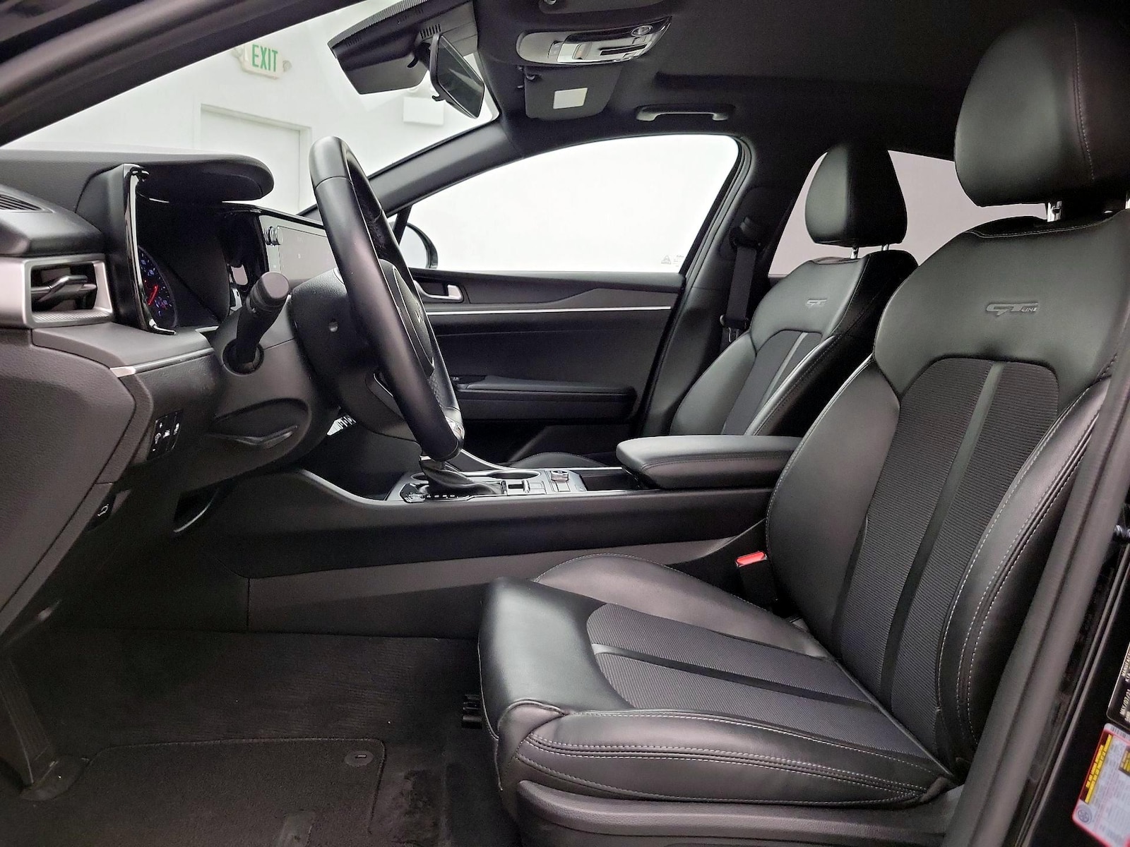 Power Seat(s) & Side Airbags