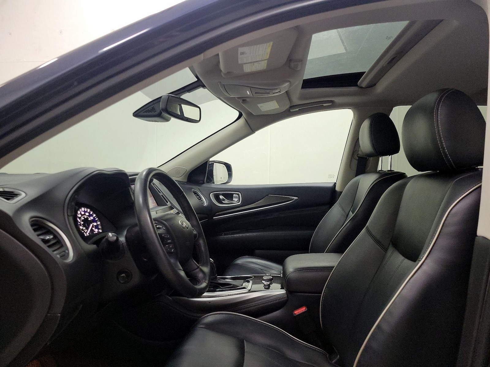 Sunroof(s) & Overhead Airbags
