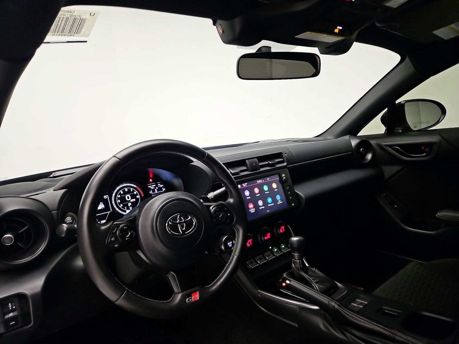 Apple CarPlay® & Android Auto™