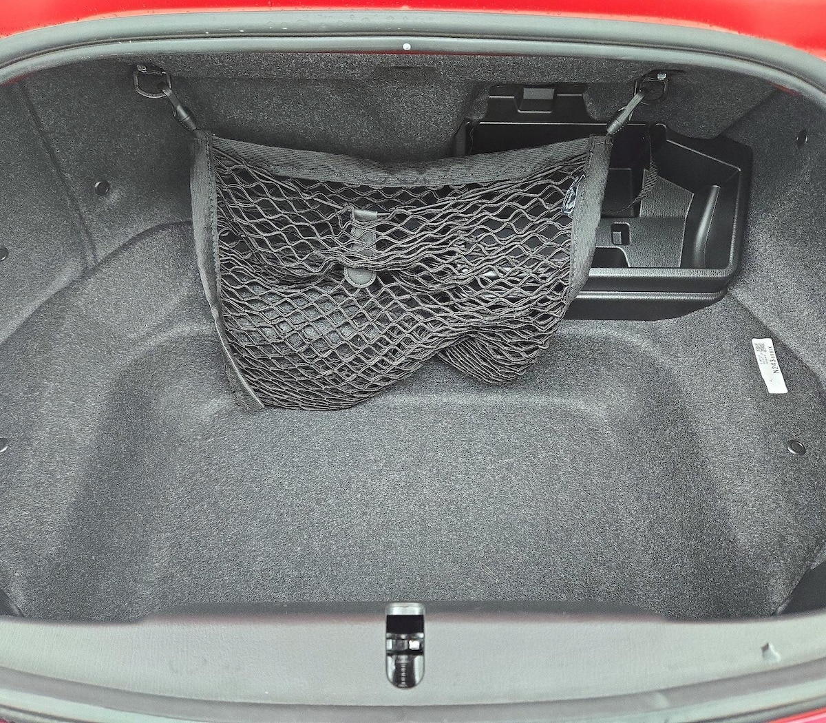 Trunk/Cargo (Seats Up)