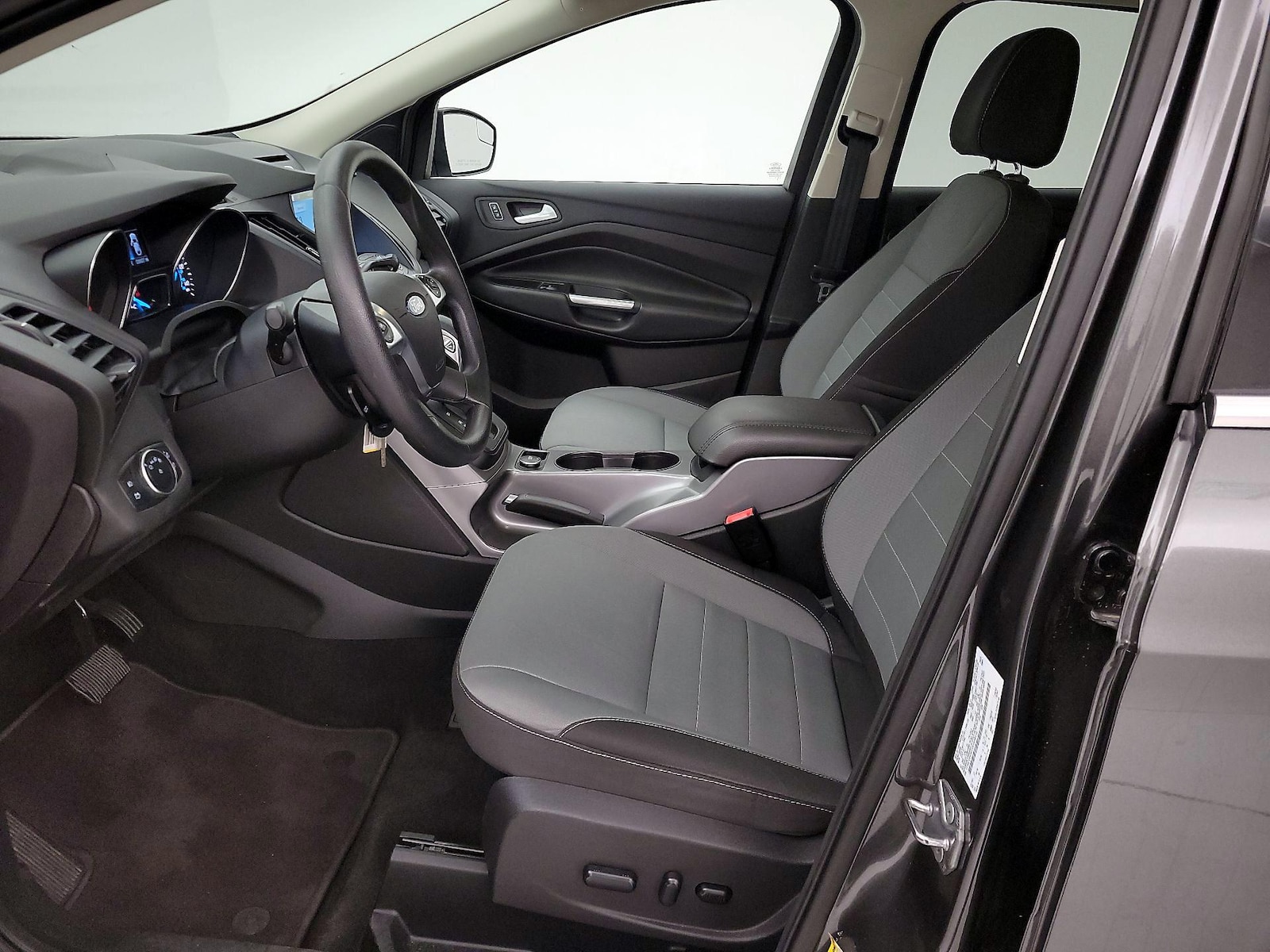 Power Seat(s) & Side Airbags