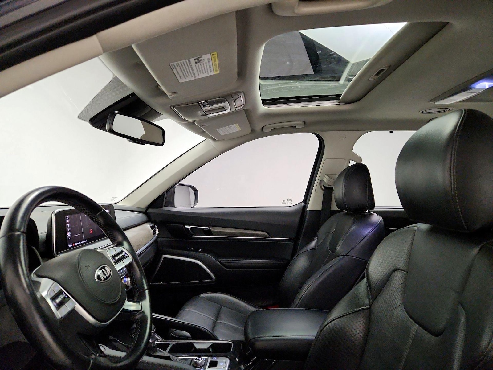 Sunroof(s) & Overhead Airbags
