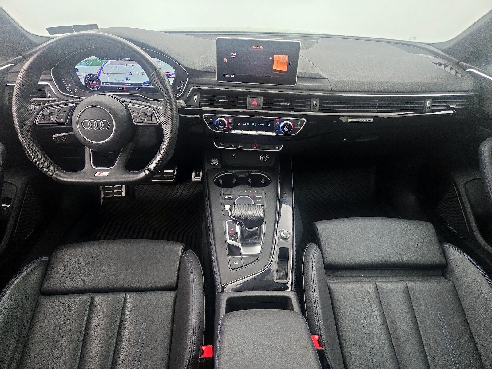 Apple CarPlay® & Android Auto™