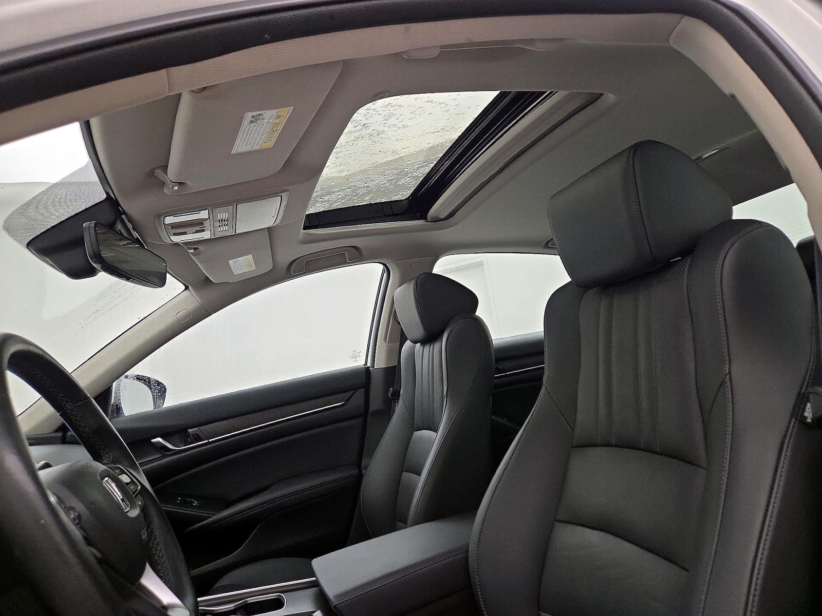 Sunroof(s) & Overhead Airbags