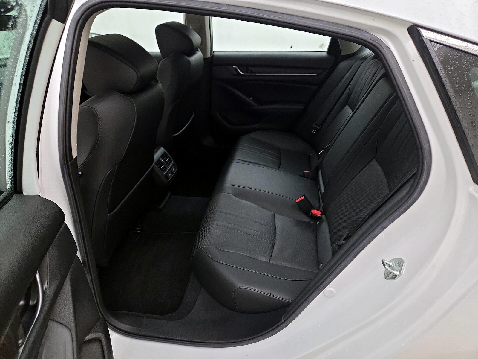 2022 Honda Accord EX-L - Photo 21