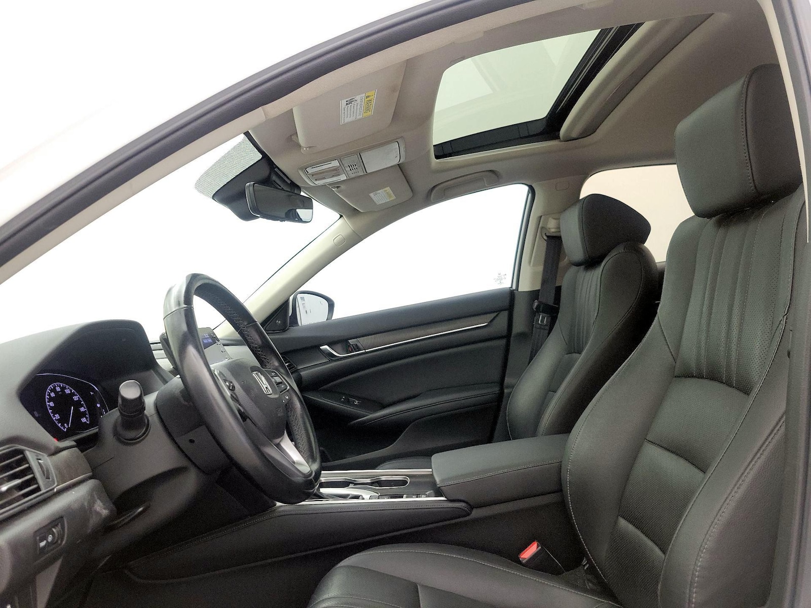 Sunroof(s) & Overhead Airbags