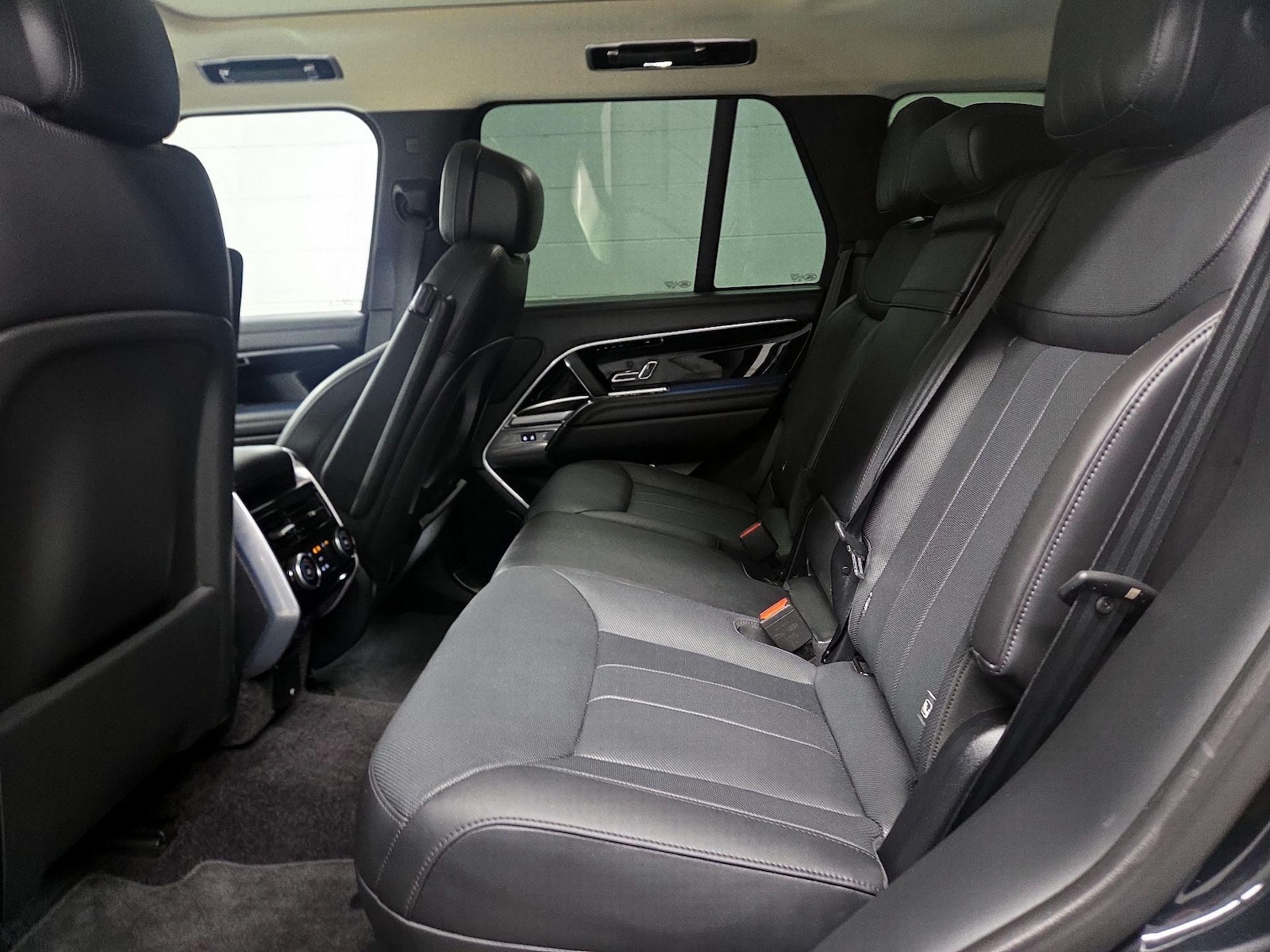 Rear Air Conditioning