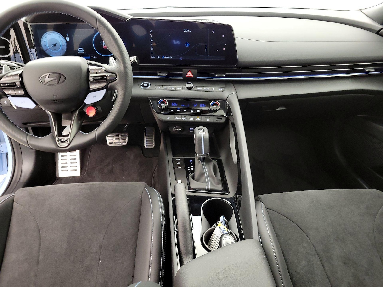 Apple CarPlay® & Android Auto™