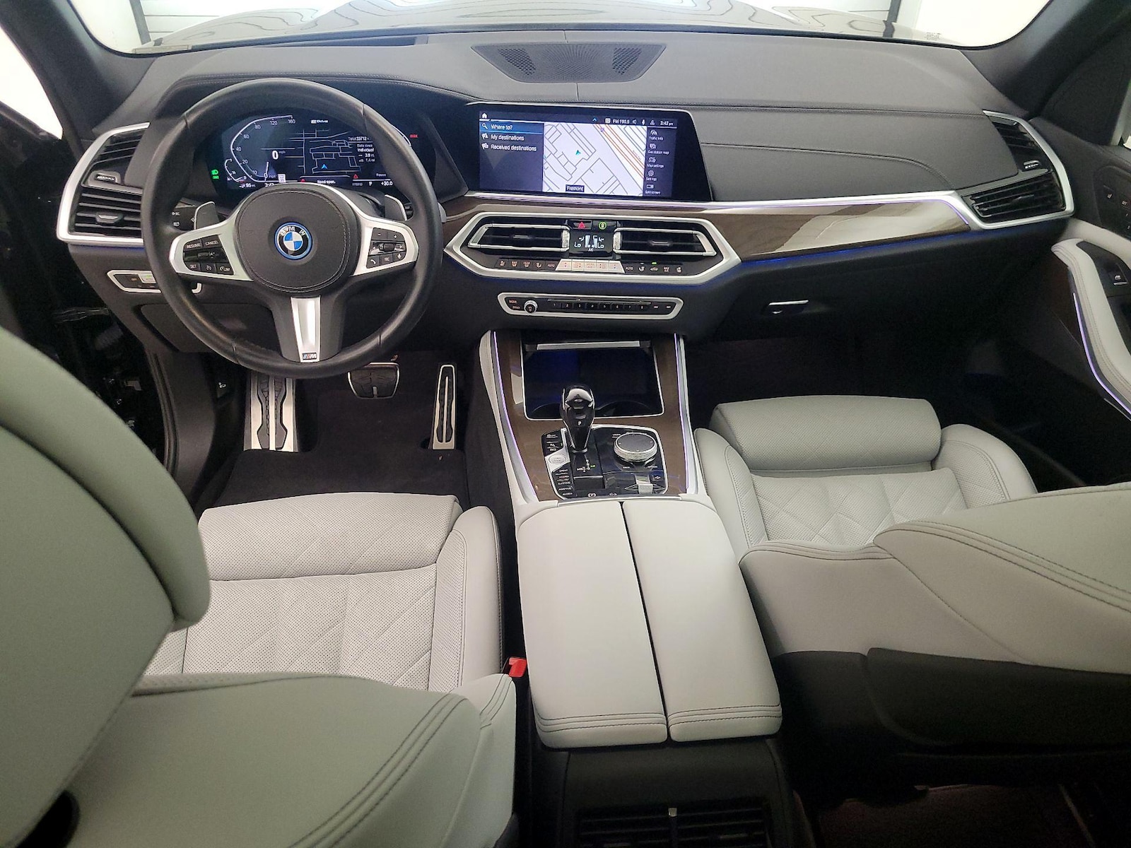 Apple CarPlay® & Android Auto™