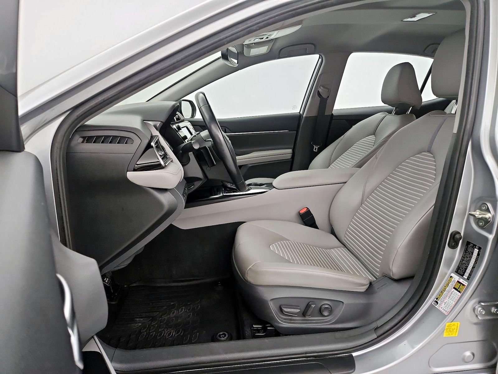Power Seat(s) & Side Airbags