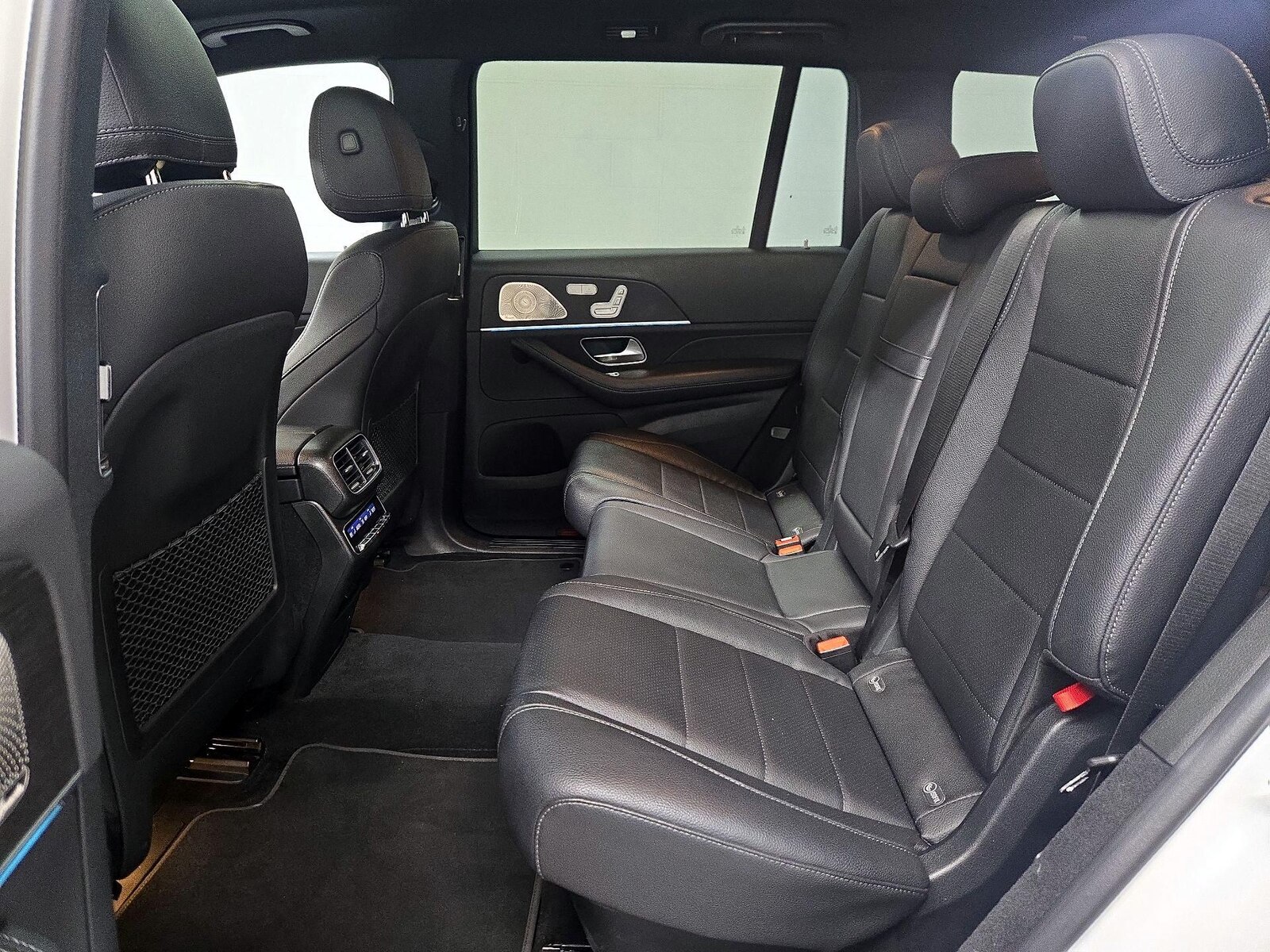 Rear Air Conditioning